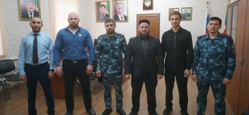 ЧЕЧНЯ. Молодогвардейцы и кандидаты от «Молодой Гвардии ЧР» передали книги в СИЗО