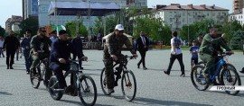 ЧЕЧНЯ. Рамзан Кадыров совершил велопрогулку по улицам Грозного