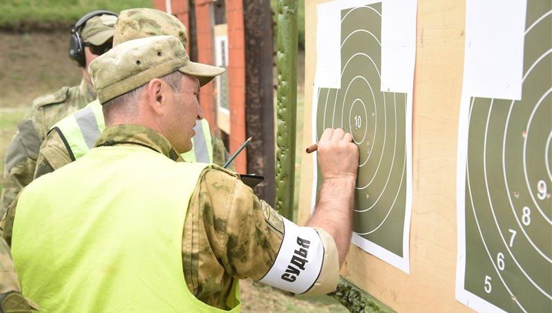 ЧЕЧНЯ. В грозненском соединении Росгвардии состоялся чемпионат по служебному биатлону и легкоатлетическому кроссу