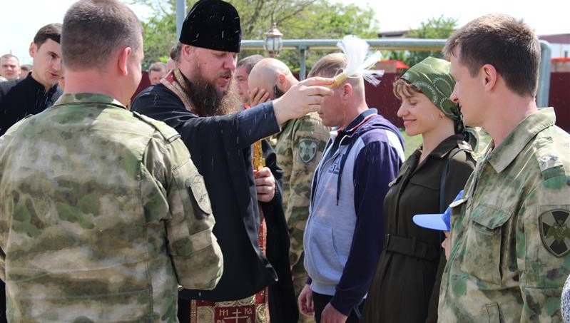 ЧЕЧНЯ. В Объединенной группировке войск (сил) на Северном Кавказе состоялся пасхальный молебен
