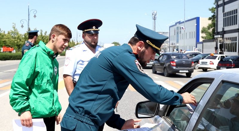 ЧЕЧНЯ. В Шали водителям рассказали об основных причинах пожаров в автомобилях