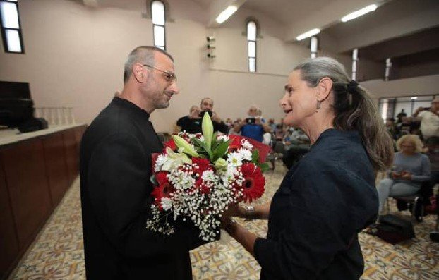 Члены еврейских организаций посетили армянского священника, подвергшегося в Иерусалиме нападению
