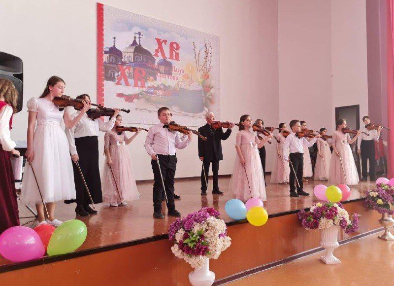 ДАГЕСТАН. 7 мая на базе гимназии №11 состоялся праздничный концерт, посвященный празднованию православной Пасхи