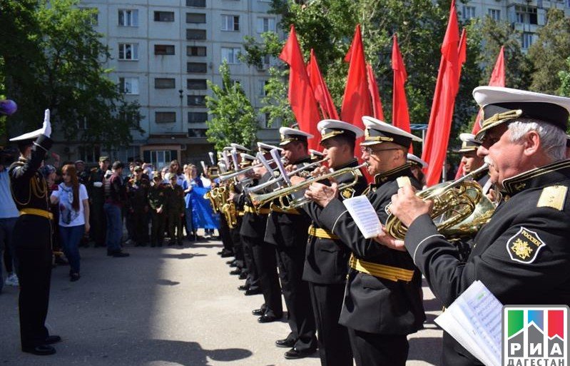 ДАГЕСТАН. Росгвардия Дагестана поздравила ветеранов Великой Отечественной войны с Днем Победы