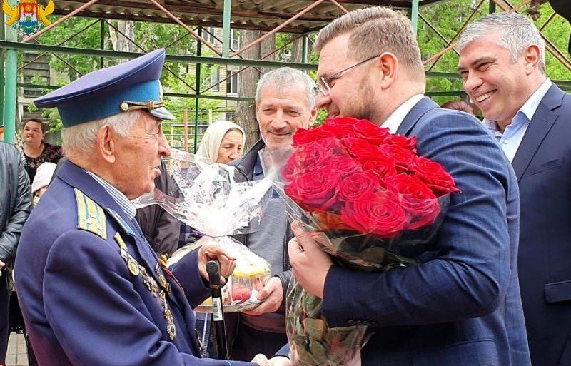 ДАГЕСТАН. В столице Дагестана продолжается марафон поздравлений ветеранов Великой Отечественной войны