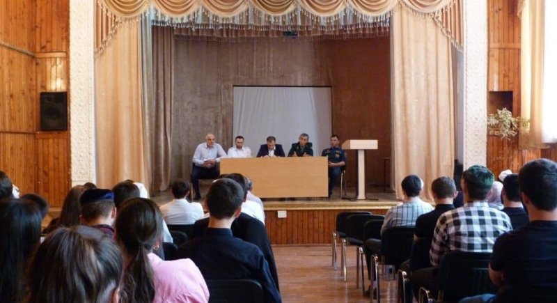 ИНГУШЕТИЯ. Берегите лес! Об основных правилах поведения в лесу рассказали студентам техникума