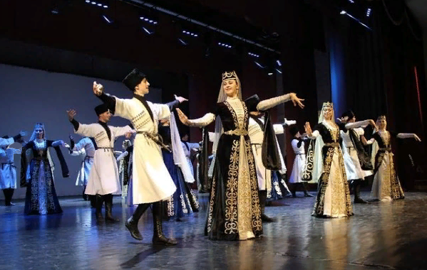 ИНГУШЕТИЯ. Государственный ансамбль народного танца «Ингушетия» отмечает свой день рождения