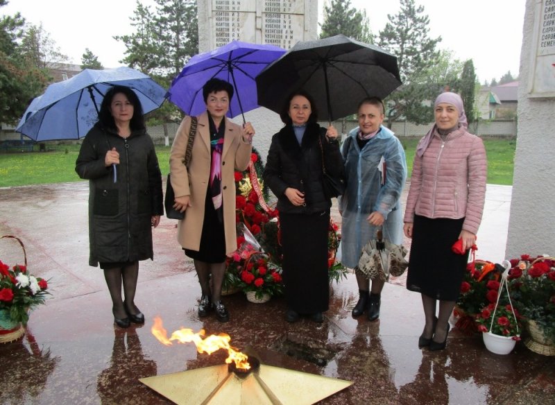 КЧР. 76-ю годовщину Великой Победы отметили в городах и районах Карачаево-Черкессии