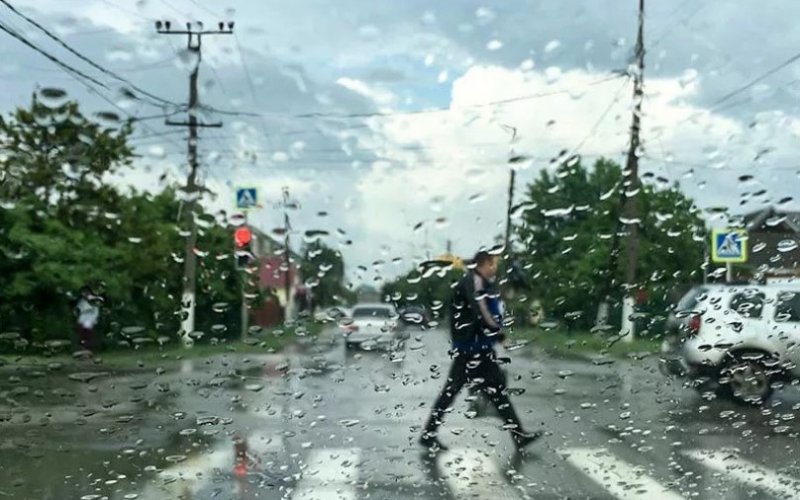 КЧР. В Карачаево-Черкесии на ближайшие сутки объявлено штормовое предупреждение