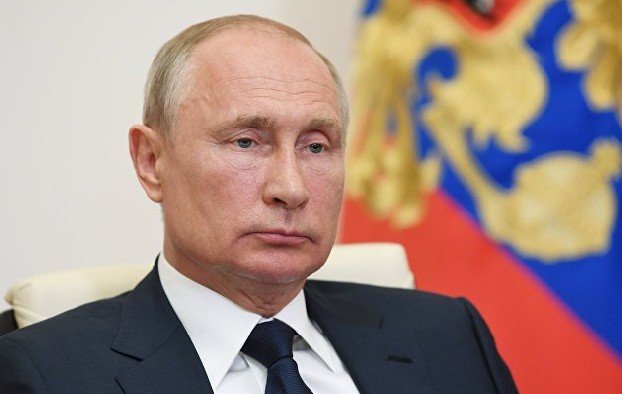 Путин: В мире вновь пытаются поставить на вооружение многое из идеологии нацизма