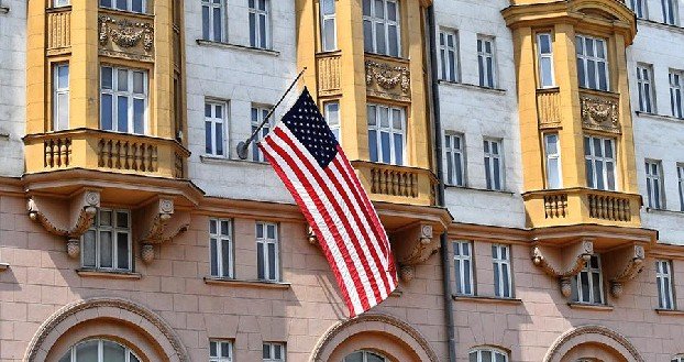 Россия объявила персоной нон-грата пресс-секретаря посольства США