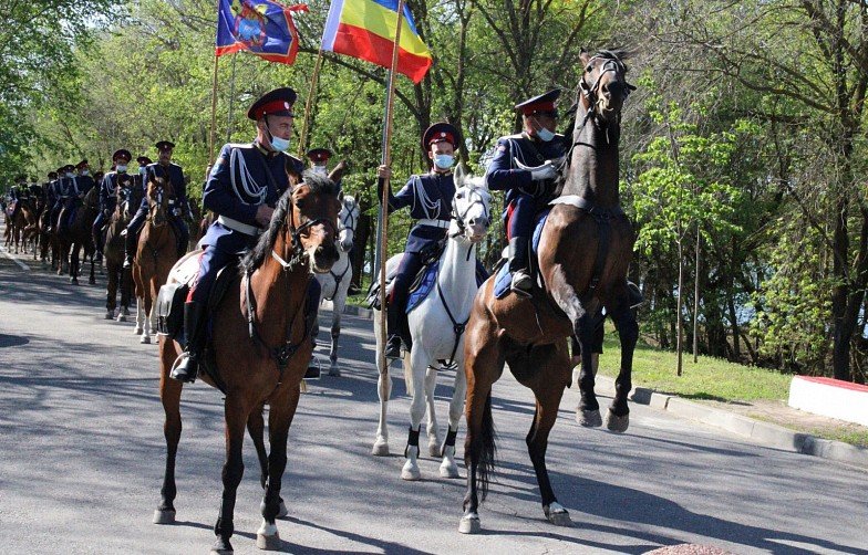 РОСТОВ. Донские казаки совершат конный переход в честь годовщины Великой Победы