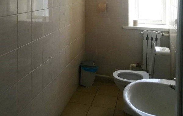 РОСТОВ. Школа Азовского района победила в конкурсе худших туалетов