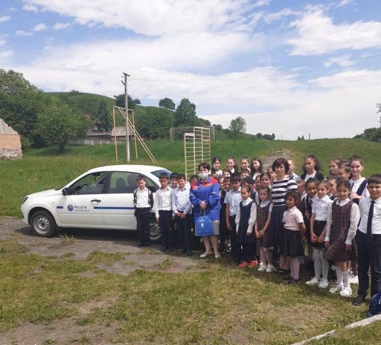 С. ОСЕТИЯ. Более 100 школьников приняли участие в занятиях по электробезопасности в Ирафском районе Северной Осетии