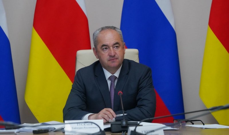 С. ОСЕТИЯ. Таймураз Тускаев обсудил с представителями ведомств и муниципалитетов ход строительства новых объектов