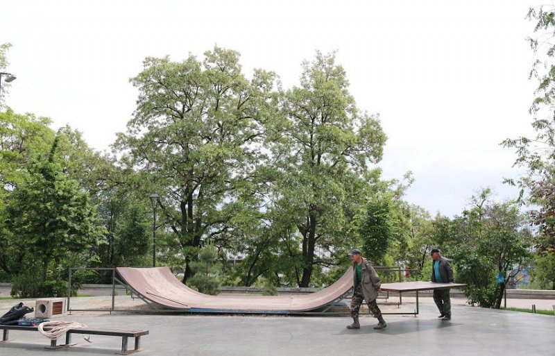 ВОЛГОГРАД. На Центральной набережной в Волгограде начали ремонт скейт-парка