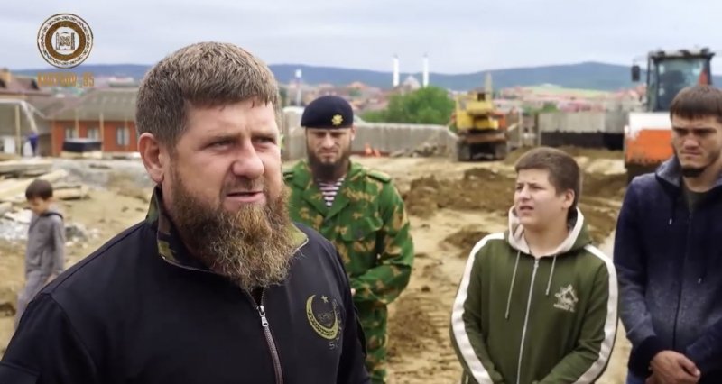 ЧЕЧНЯ. Рамзан Кадыров проинспектировал строительство религиозного центра в Ахмат-Юрте