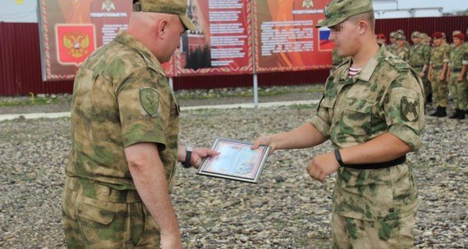 ЧЕЧНЯ. В ОГВ(с) поздравили военнослужащих специального назначения с окончанием служебной командировки