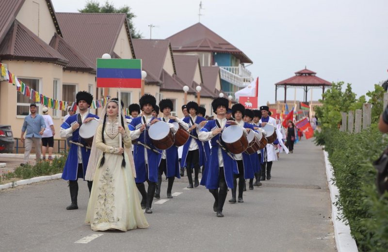 ДАГЕСТАН. 28 июня, в Дагестане стартовал XIX Международный фестиваль фольклора и традиционной культуры «Горцы»