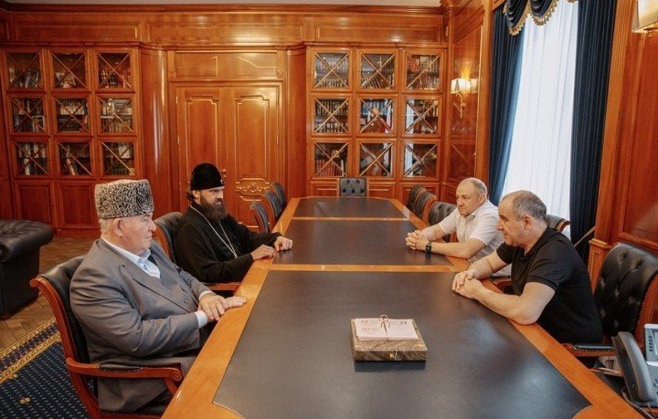 КЧР. Глава Карачаево- Черкесии провёл встречу с духовенством