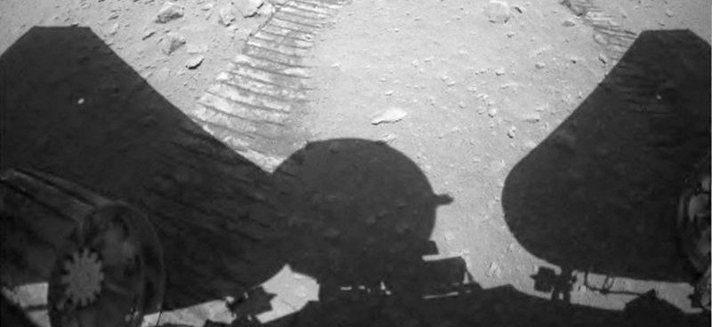 Китайский марсоход Zhurong заснял поверхность Красной планеты