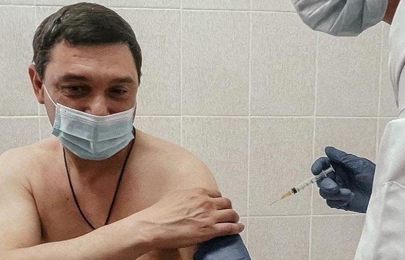 КРАСНОДАР. Евгений Первышов привился от коронавируса