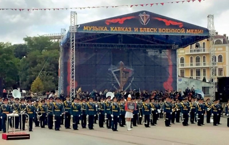 СТАВРОПОЛЬЕ. На Ставрополье стартовал фестиваль военных оркестров