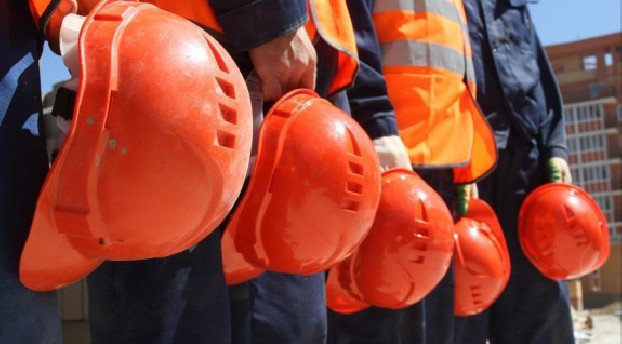 Трудовые мигранты смогут получать разрешения на работу в России онлайн-режиме