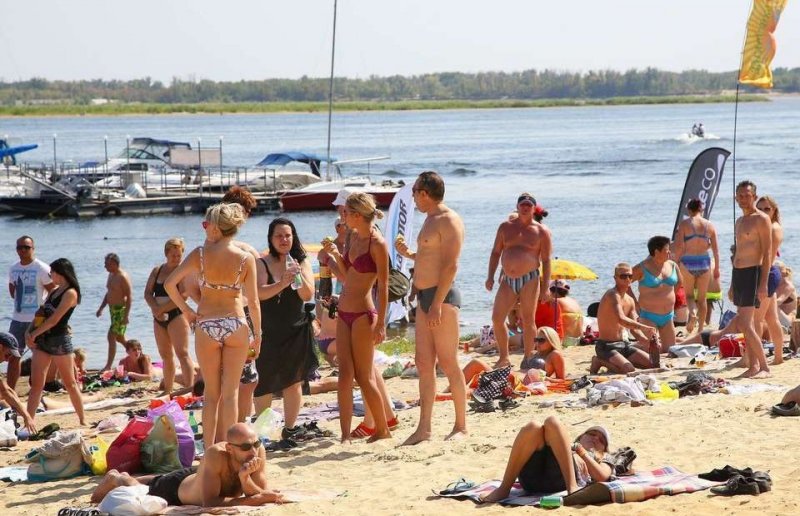 ВОЛГОГРАД. В Волгограде готовят к открытию первый пляж