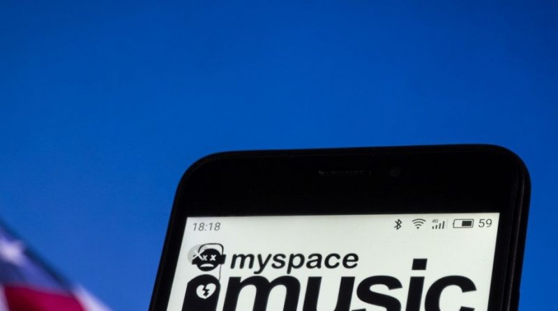 MySpace потерял музыку, фото и видео, которые пользователи загружали с 2003 по 2015 годы