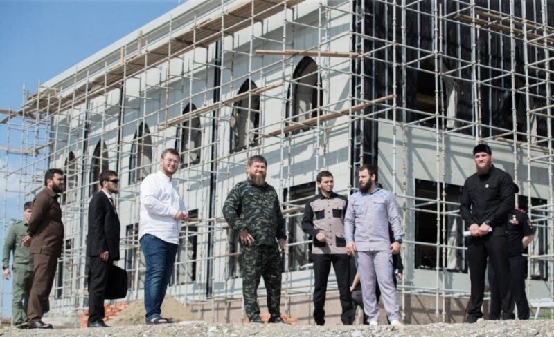 ЧЕЧНЯ. На проспекте Мохаммеда Али в Грозном откроется мечеть на 4400 человек