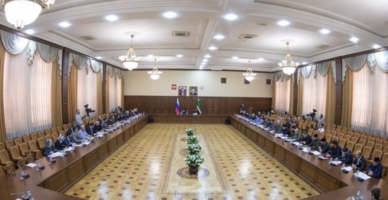 ЧЕЧНЯ.  Рамзан Кадыров провел расширенное совещание в Правительстве ЧР