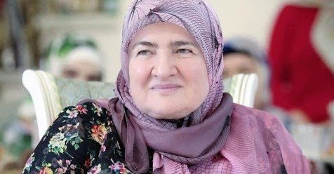 ЧЕЧНЯ. Аймани Кадыровой передали подарки от организации «Матери Сребреницы»