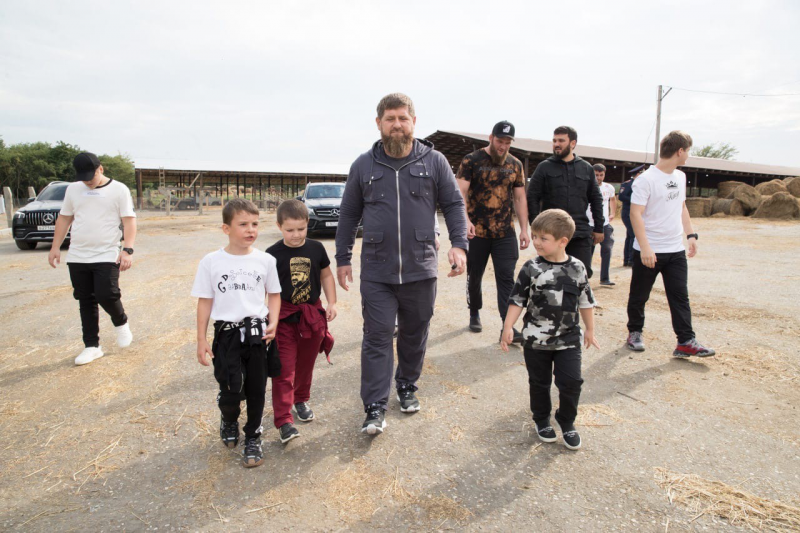 ЧЕЧНЯ. В преддверии праздника Курбан-Байрам Фонд Кадырова раздаст нуждающимся 150 бычков