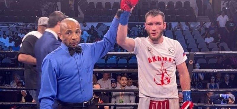 ЧЕЧНЯ. Воспитанник РСК «Ахмат» Бахрам Муртазалиев одержал победу на профессиональном ринге