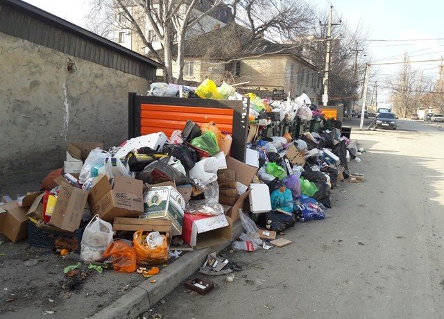 ДАГЕСТАН. За несвоевременный вывоз мусора ООО УК «Лидер оштрафовано на 250 000 руб.