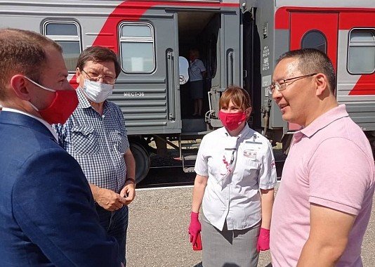 КАЛМЫКИЯ. Первый поезд Элиста-Анапа отправился в путь