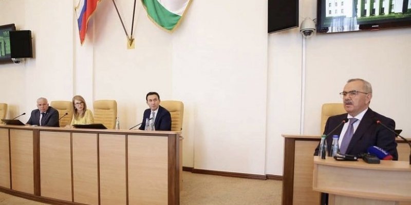 КБР. Cостоялось завершающее весеннюю сессию заседание президиума Парламента КБР