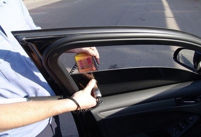 КБР. В результате рейда «Прозрачное стекло» автоинспекторы Кабардино-Балкарии «растонировали» около 150 автомашин
