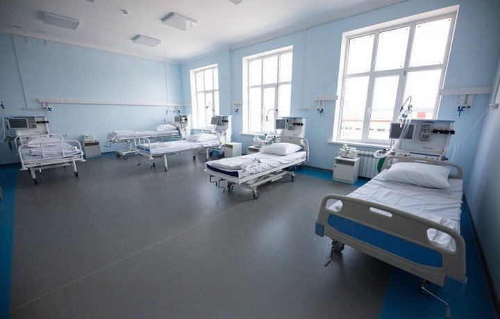 КЧР. Глава Карачаево-Черкесии Рашид Темрезов поручил усилить техническое оснащение ковид-госпиталей в регионе