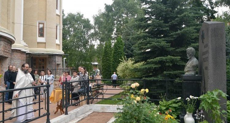 КЧР. В Кисловодске помянули художника Николая Ярошенко