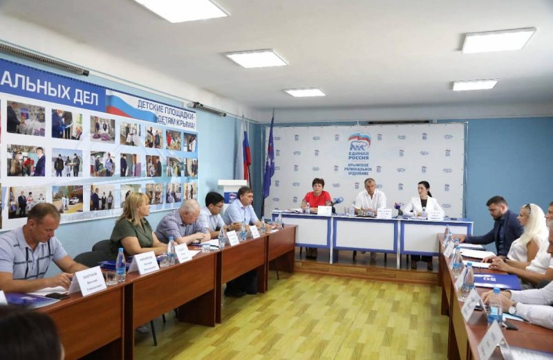 КРЫМ. Крымские единороссы предложили меры по снижению цен на «борщевой» набор