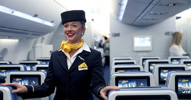 Lufthansa откажется от приветствия пассажиров словами «дамы и господа»