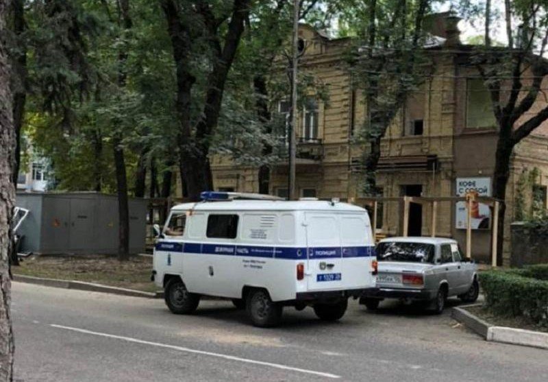 СТАВРОПОЛЬЕ. В Пятигорске полиция изъяла технику бизнесмена, пытавшего снести историческое здание