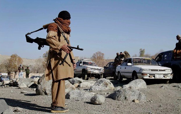 Талибы заявили, что заняли важный пункт на границе с Пакистаном