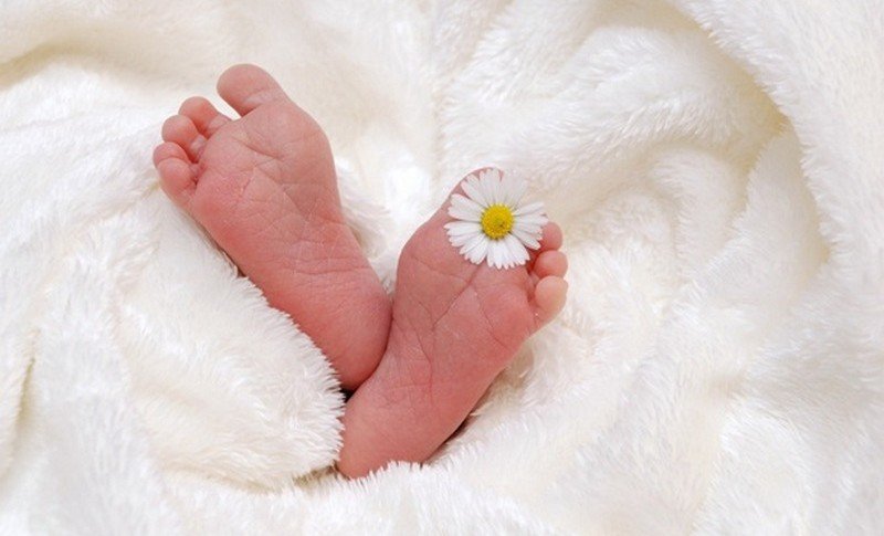 В Израиле у новорожденного в желудке обнаружили эмбрион близнеца