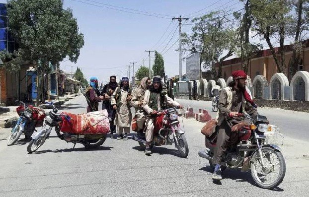 AP: талибы захватили столицу южной афганской провинции Забуль
