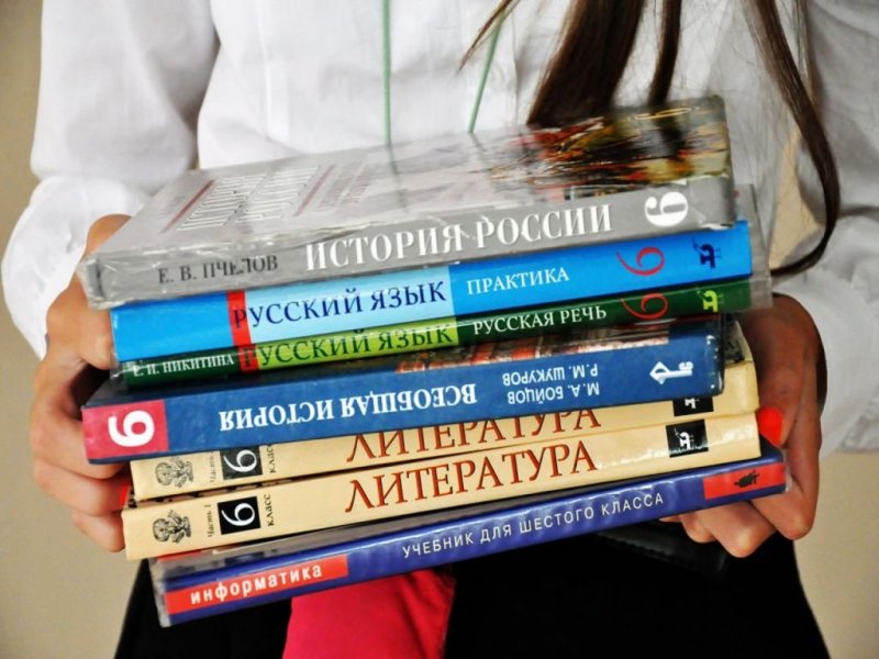 ЧЕЧНЯ. Для школ ЧР закуплено свыше 700 тысяч учебников