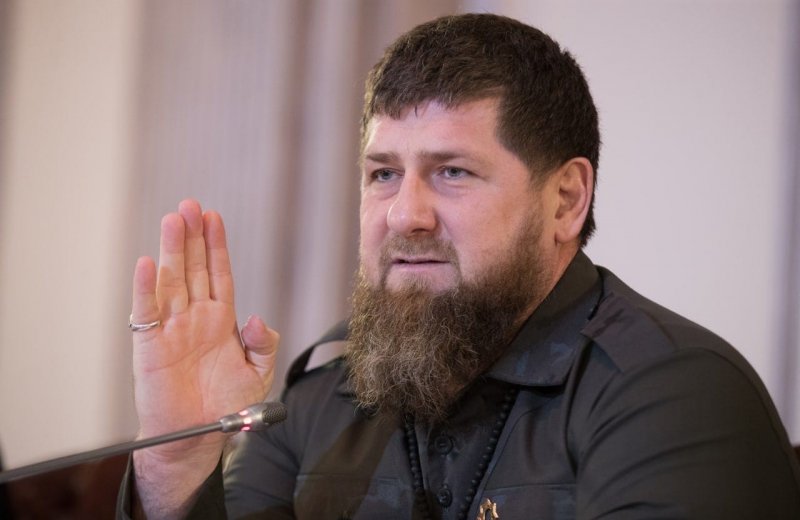 ЧЕЧНЯ. Рамзан Кадыров поздравил россиян с Днем строителя