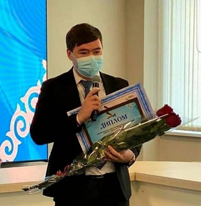 ЧЕЧНЯ. Гран-при конкурса о великих людях, родившихся в Казахстане, забрал автор поэмы об А.А. Кадырове